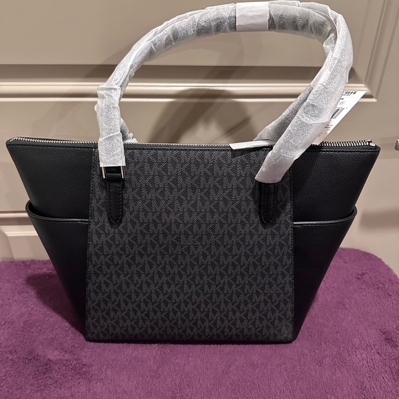 Michael Kors Black Tote Bag - Picture 2 of 4
